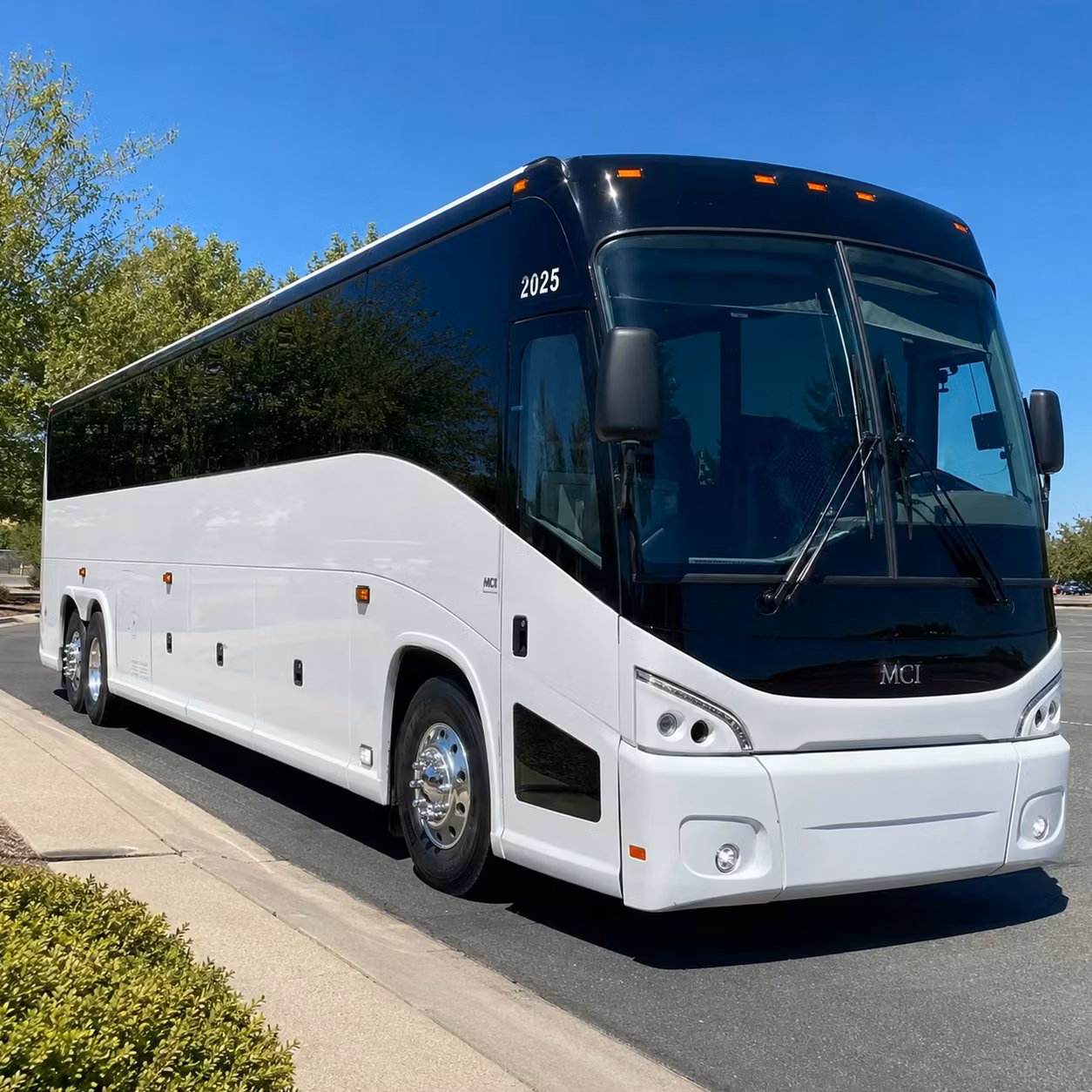 multi day and overnight bus rentals for stamford groups traveling far