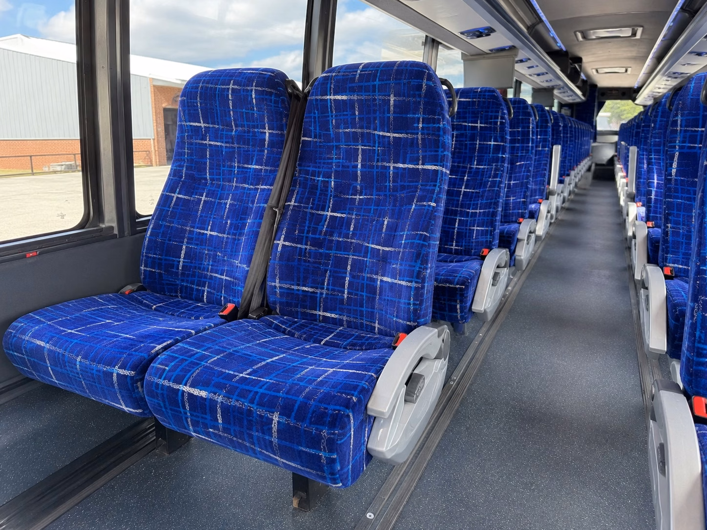 shuttle buses for stamford hotel guests and ceremony venues