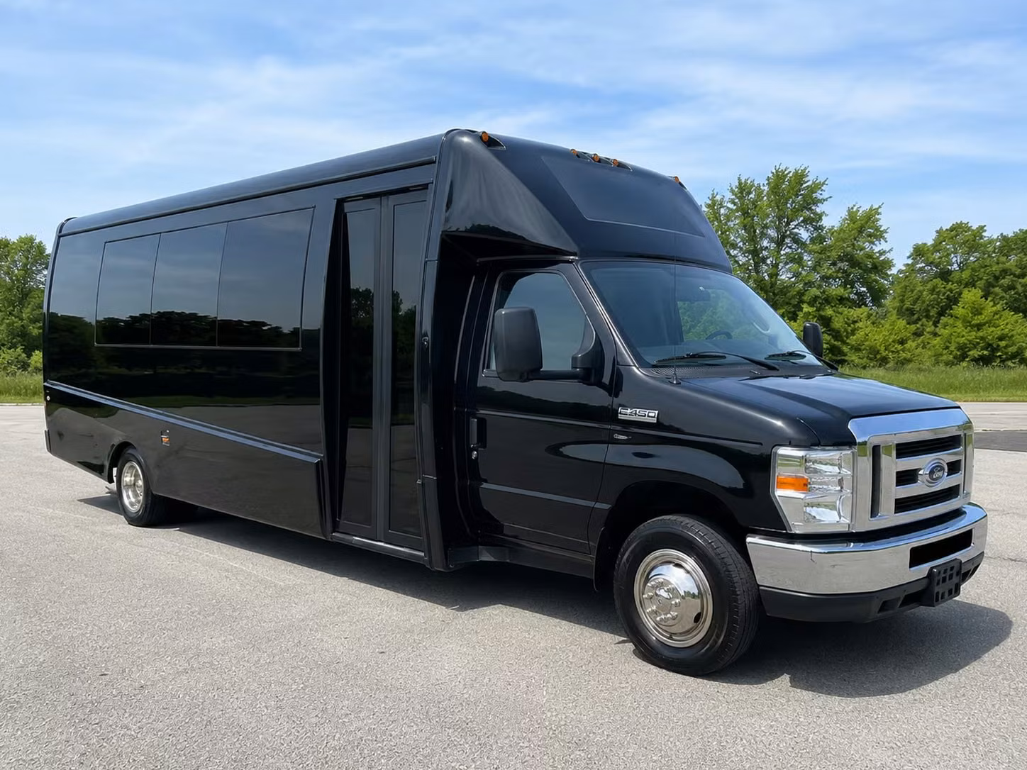 stamford airport transportation